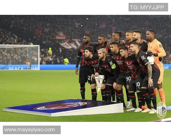 热刺主场大胜AC米兰3-0晋级欧冠淘汰赛全场沸腾