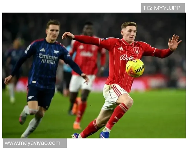 世界杯焦点战阿森纳与热刺激战成平帽子戏法引发争议判罚热议